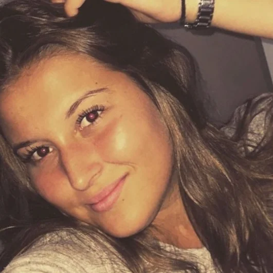 Fille d'Emmanuelle aujourd'hui